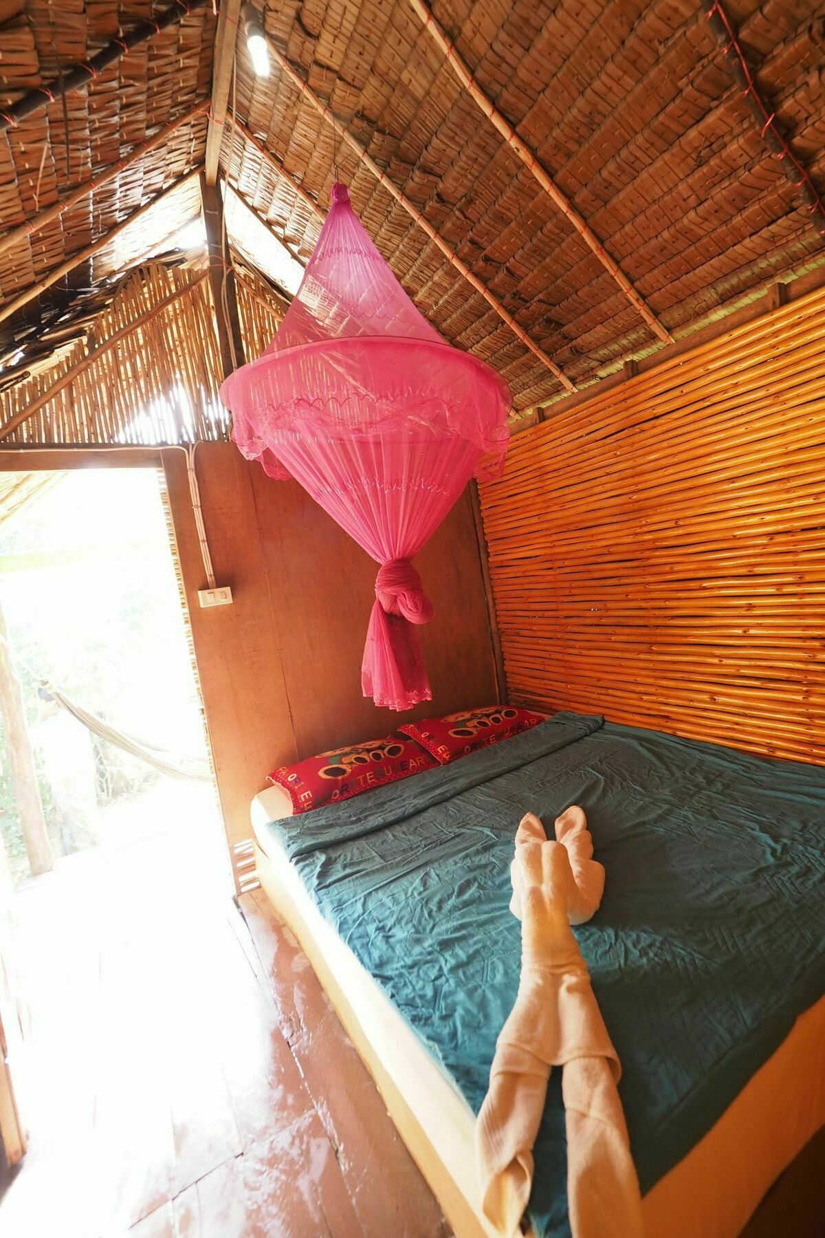 Готель Easy Huts Ко-Ланта Екстер'єр фото