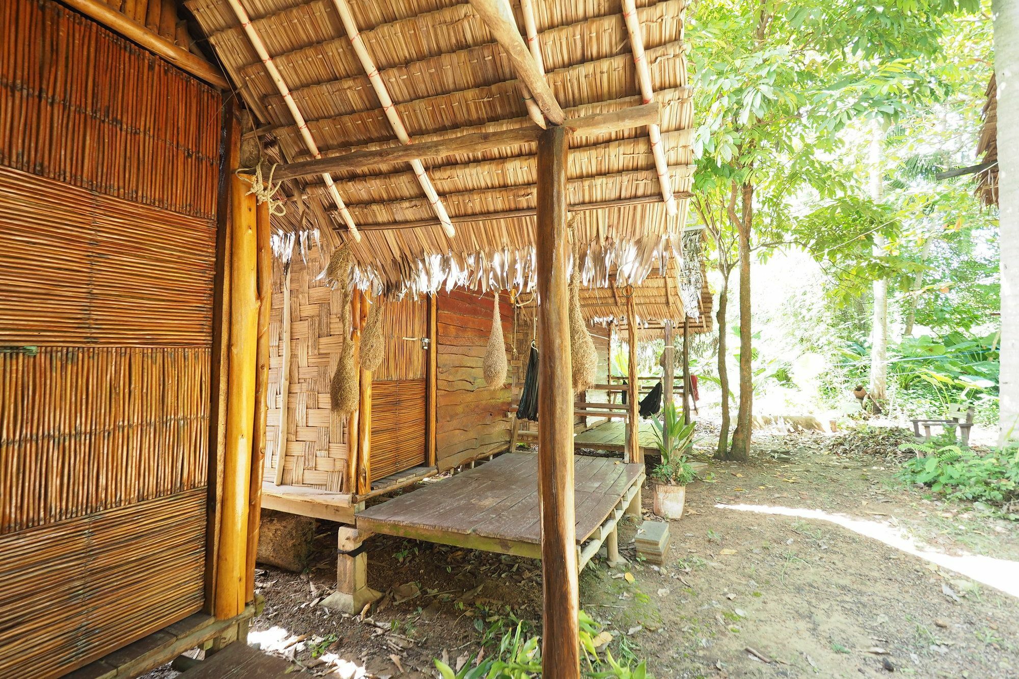 Готель Easy Huts Ко-Ланта Екстер'єр фото